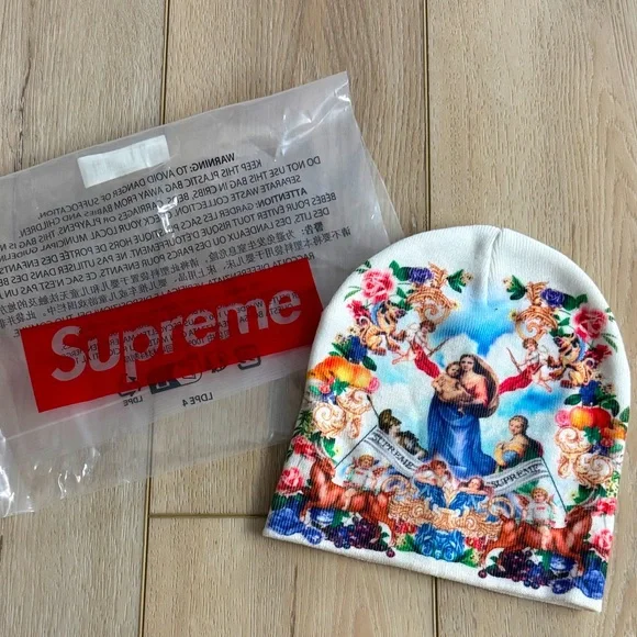 Supreme beanie - Picture 1 of 3
